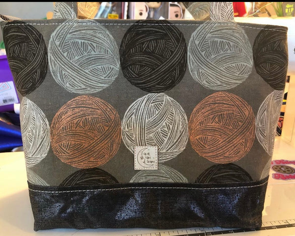 PREORDER Balls of Yarn Project Bag (black, bronze, silver)